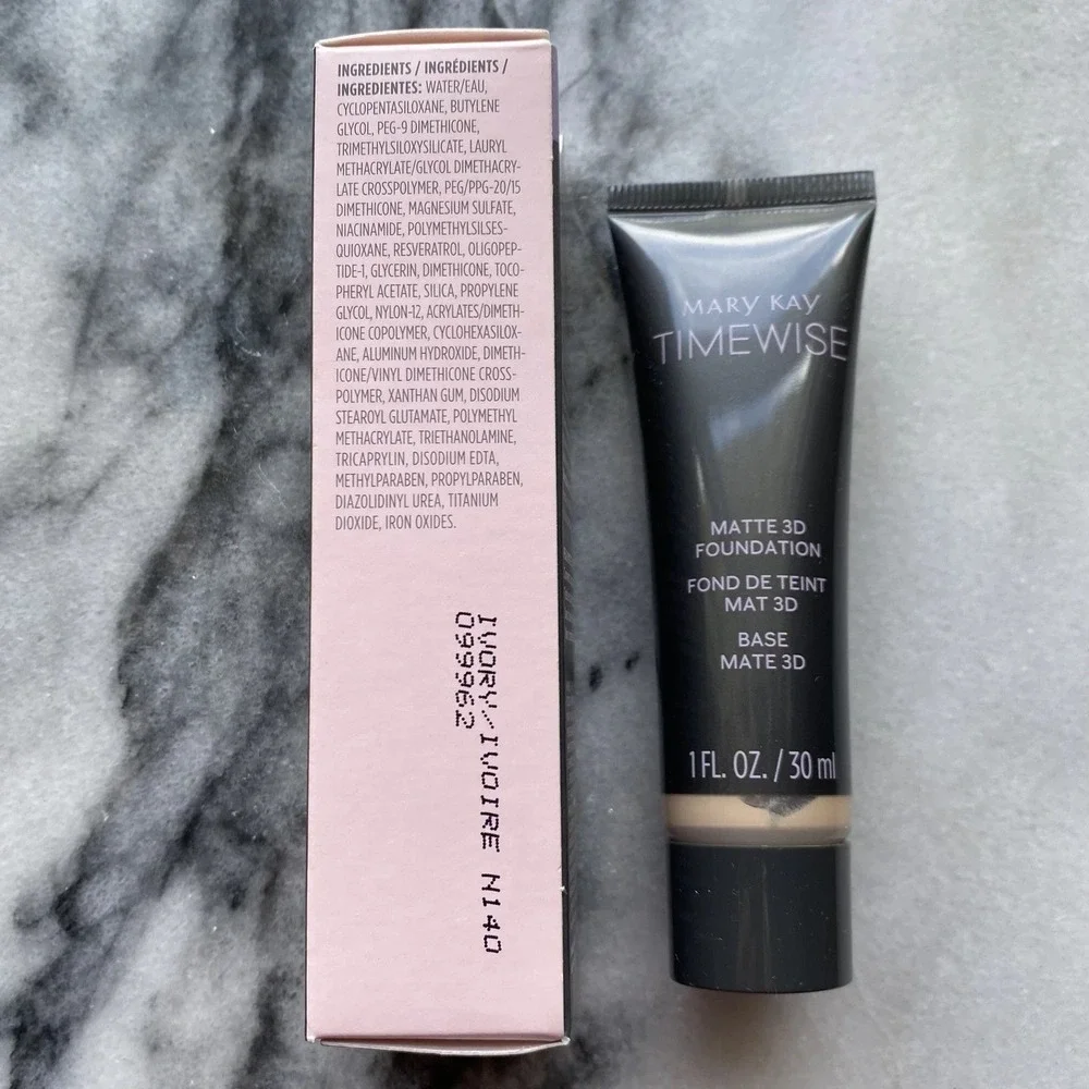 NIB Mary Kay N140 TimeWise MATTE 3D Liquid Foundation Shade Ivory N 140